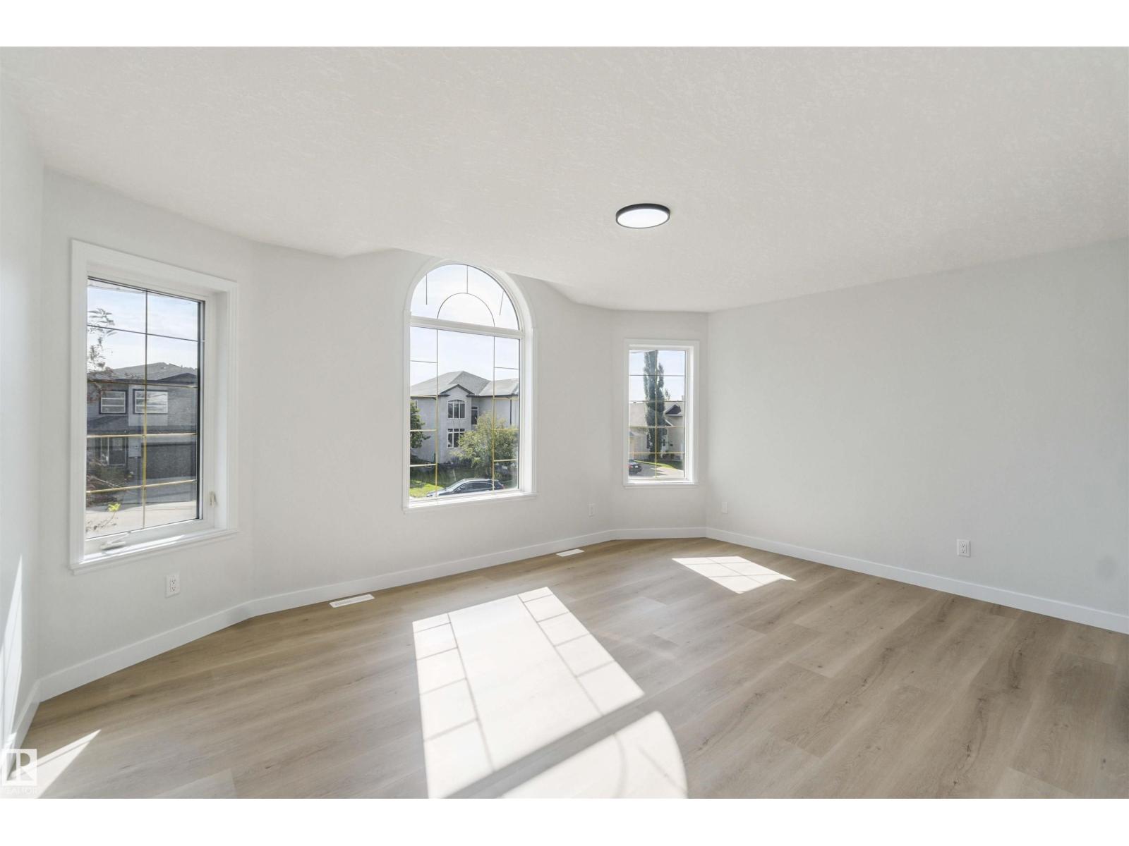 Photo 23 of 618 Layton Co Nw, Edmonton AB