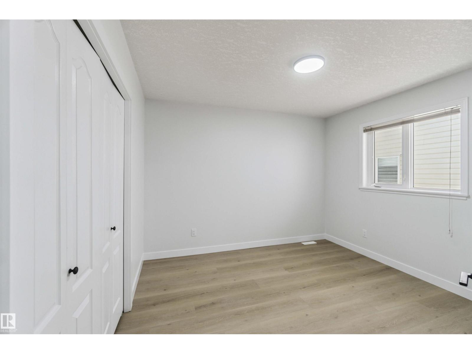 Photo 35 of 618 Layton Co Nw, Edmonton AB
