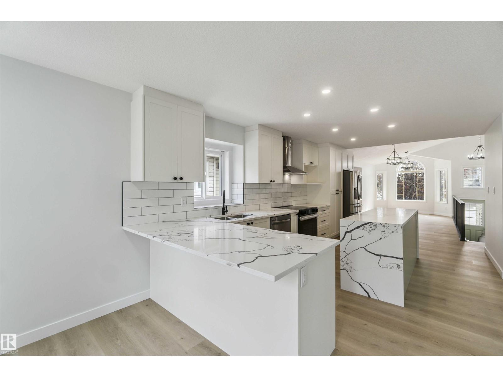 Photo 13 of 618 Layton Co Nw, Edmonton AB