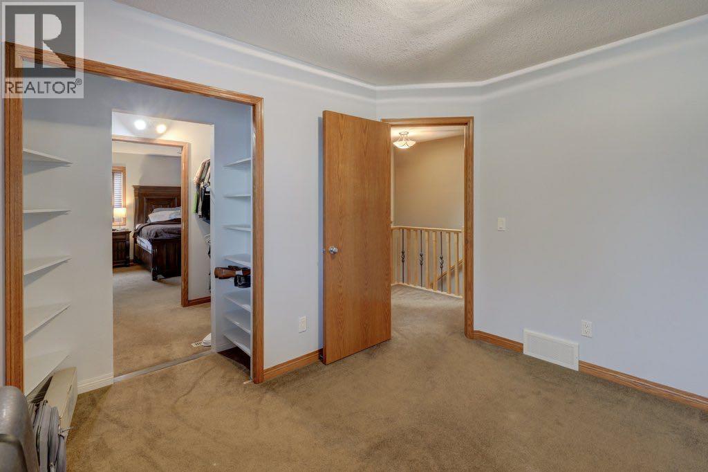Photo 26 of 2617 Coopers Circle Sw, Airdrie AB