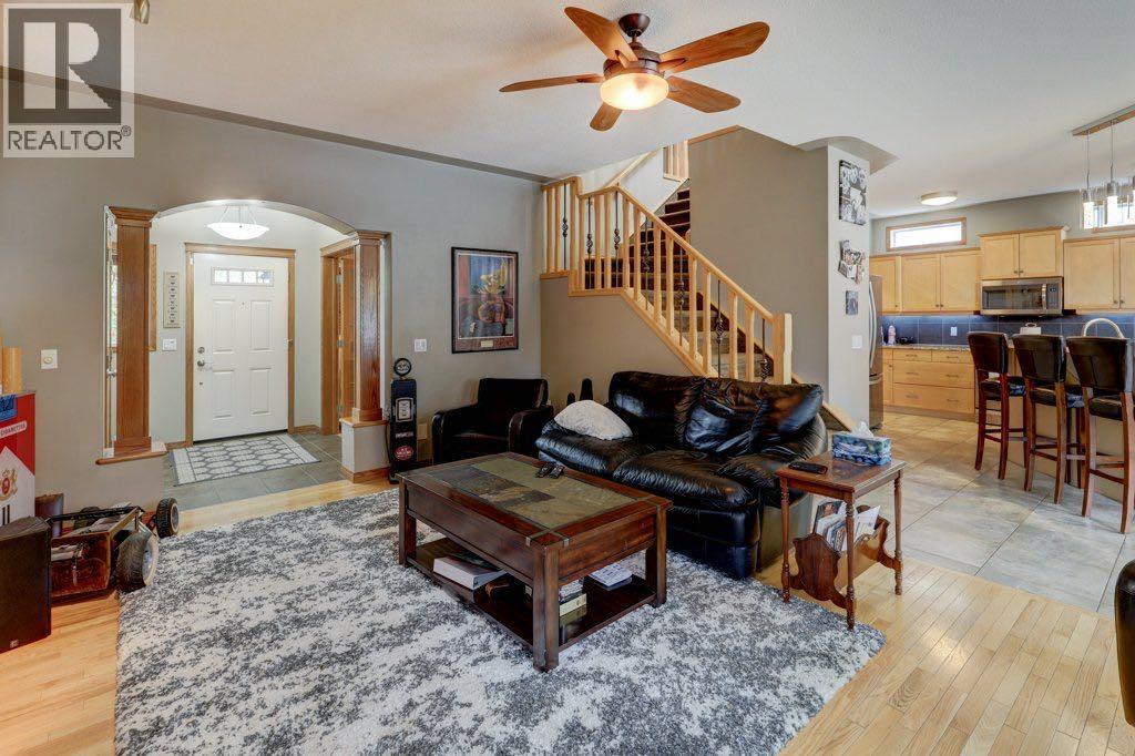 Photo 8 of 2617 Coopers Circle Sw, Airdrie AB