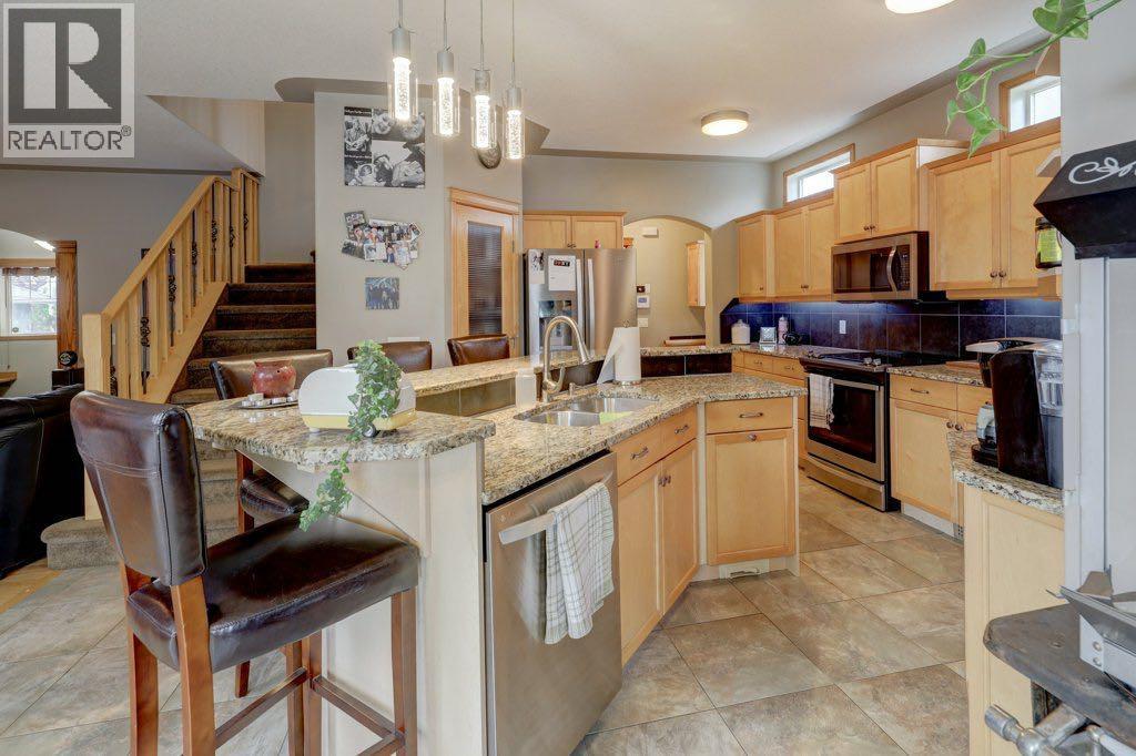 Photo 11 of 2617 Coopers Circle Sw, Airdrie AB