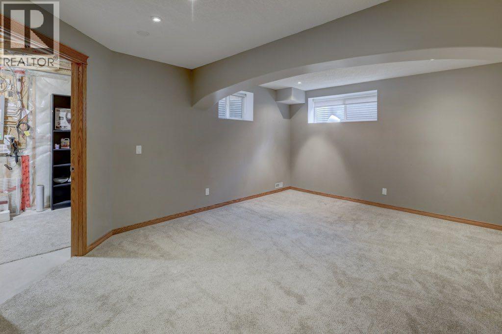 Photo 35 of 2617 Coopers Circle Sw, Airdrie AB