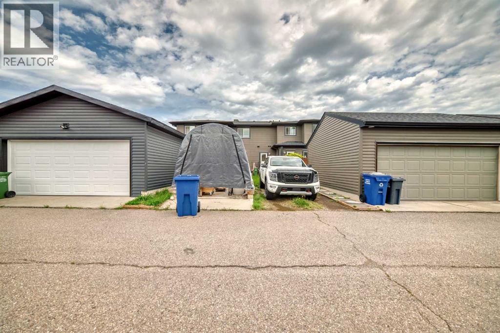 Photo 22 of 23 Belgian Link, Cochrane AB