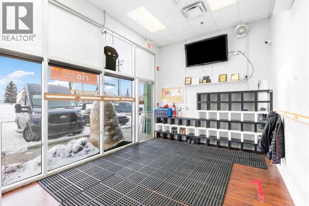 Photo 3 of 128 3670 63 Avenue Ne, Calgary AB