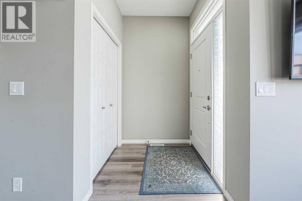 Photo 3 of 145 Corner Ridge Mews Ne, Calgary AB