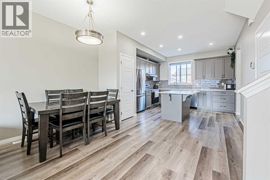 Photo 8 of 145 Corner Ridge Mews Ne, Calgary AB