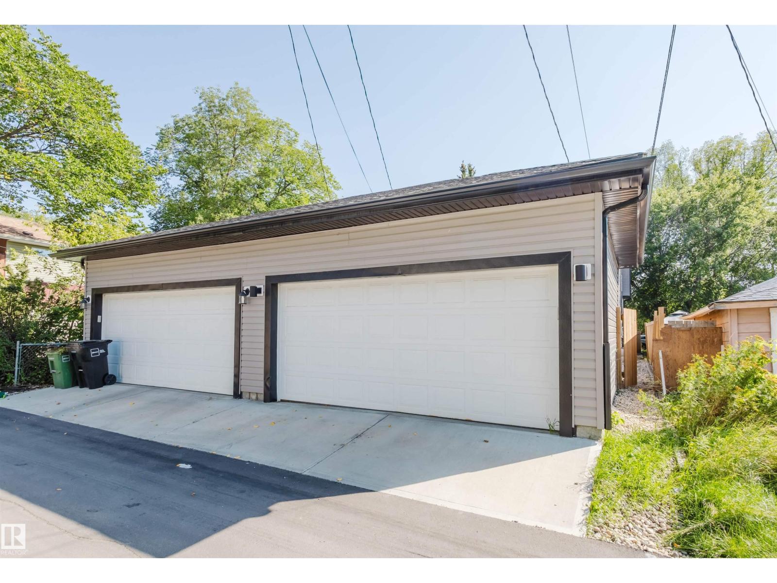 Photo 45 of 10824 66 Av Nw, Edmonton AB