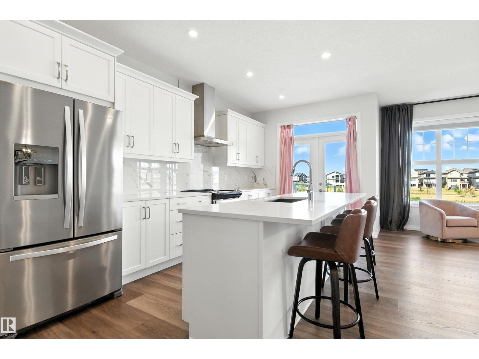 Photo 11 of 2520 206 Street Nw Nw, Edmonton AB