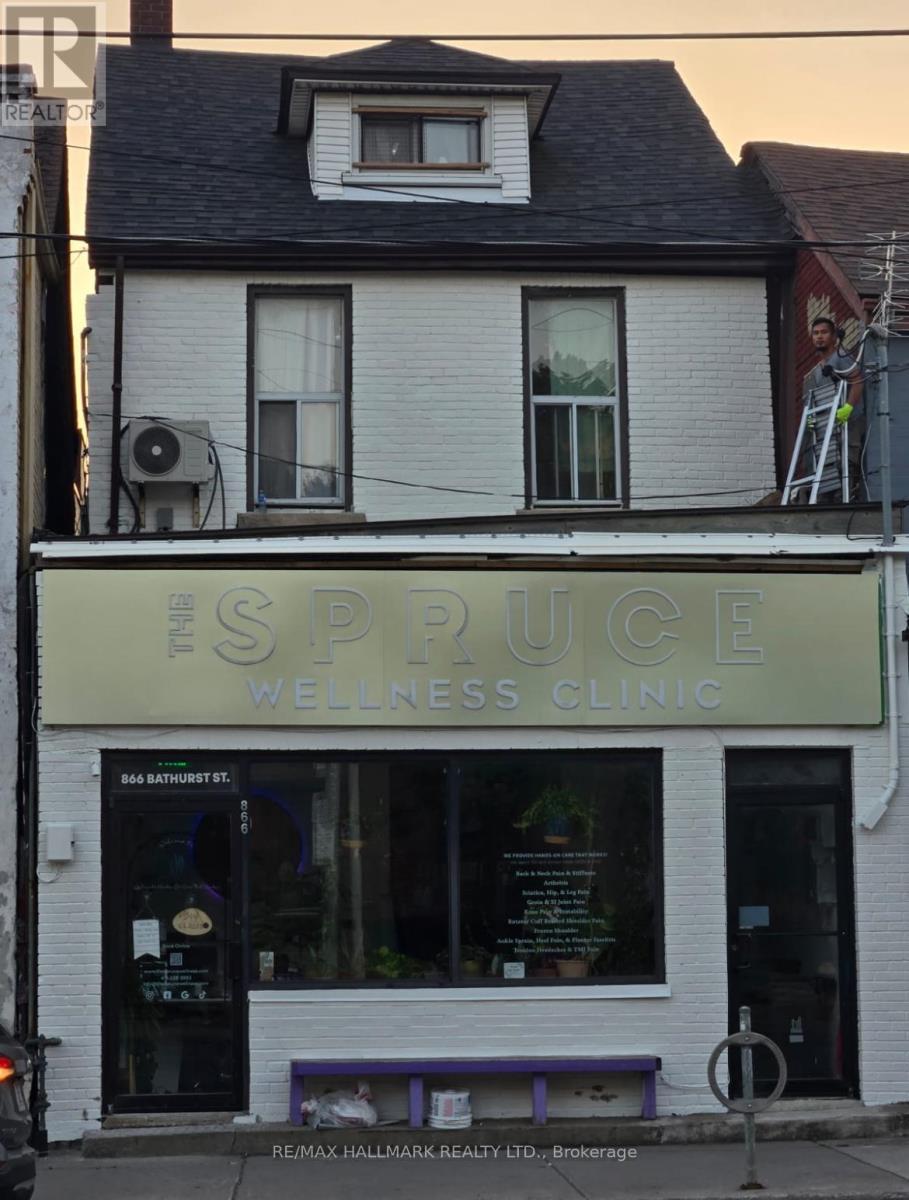 Photo 1 of Main 866 Bathurst Street, Toronto ON