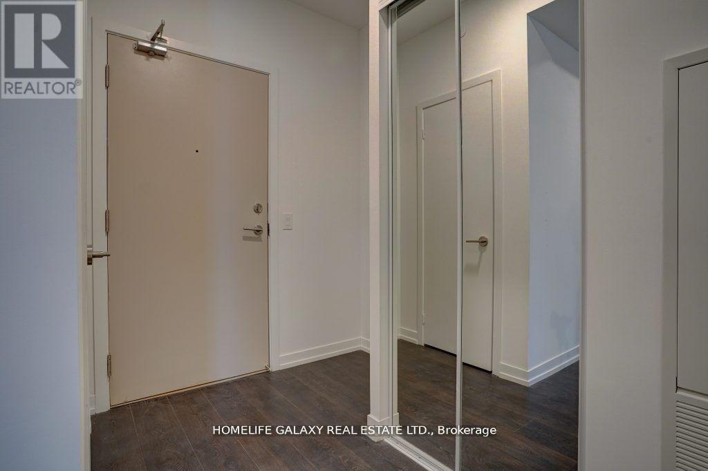 Photo 4 of 307 2020 Bathurst Street, Toronto ON