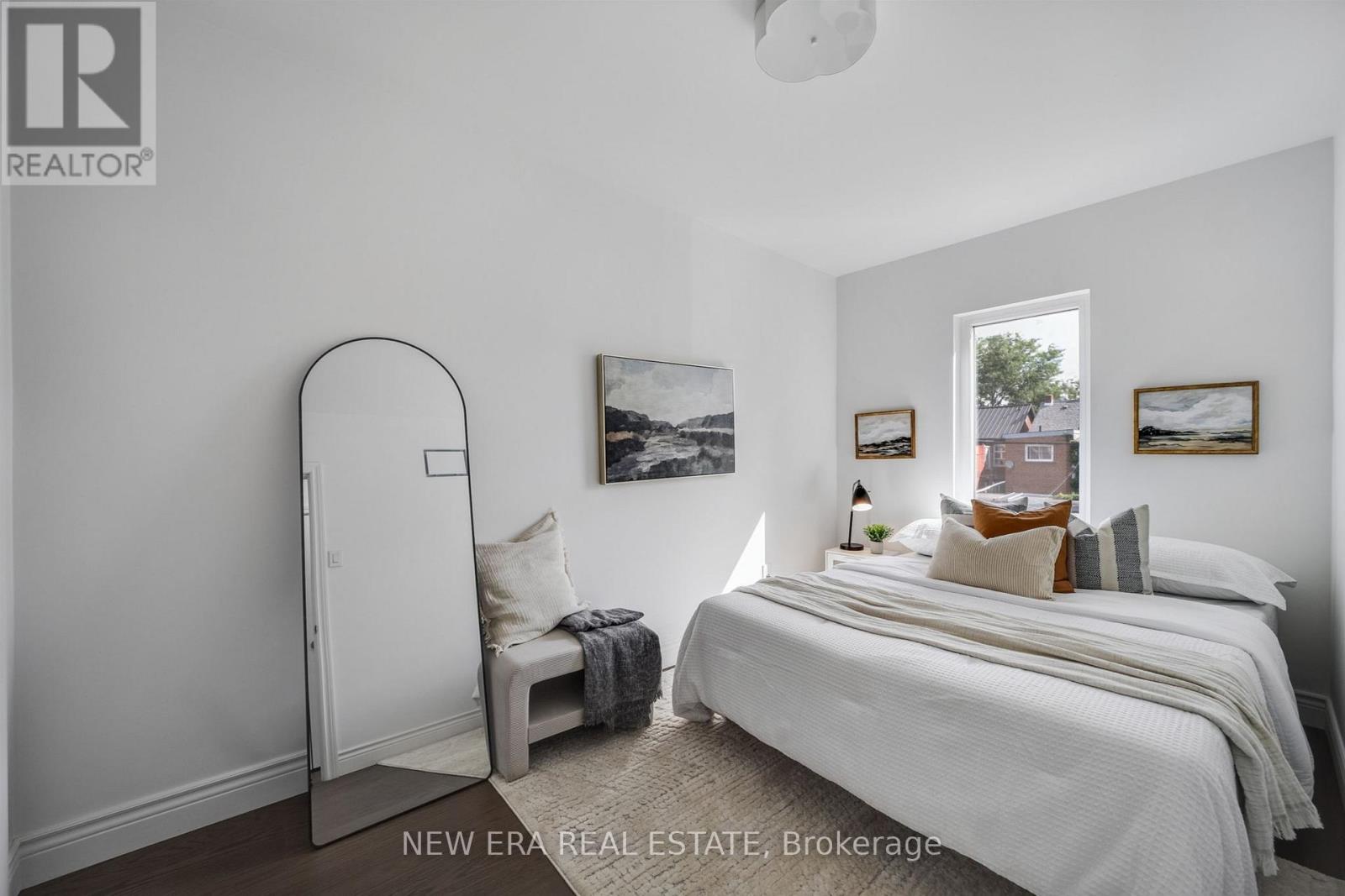 Photo 17 of 283 Clinton Street, Toronto ON