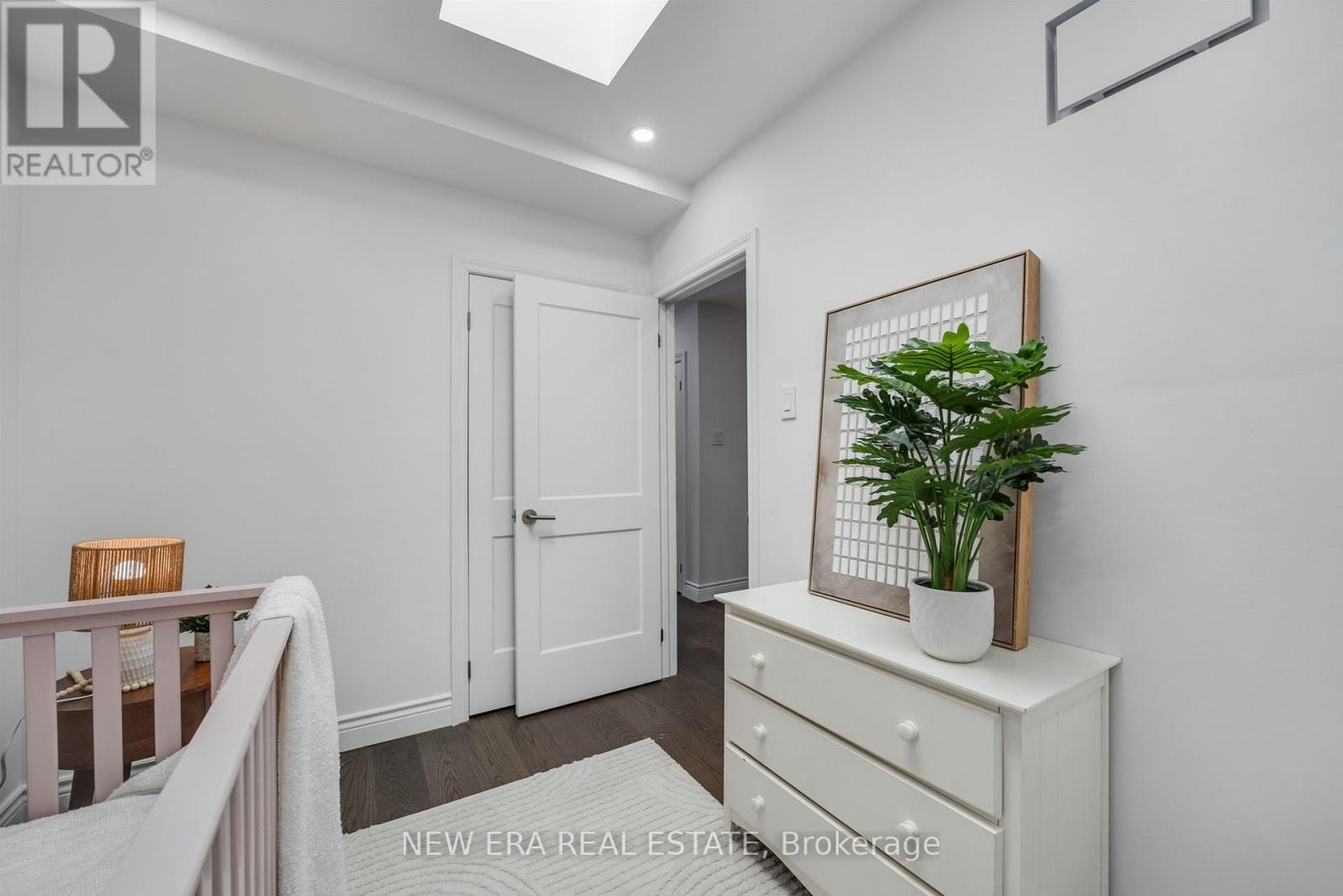 Photo 25 of 283 Clinton Street, Toronto ON