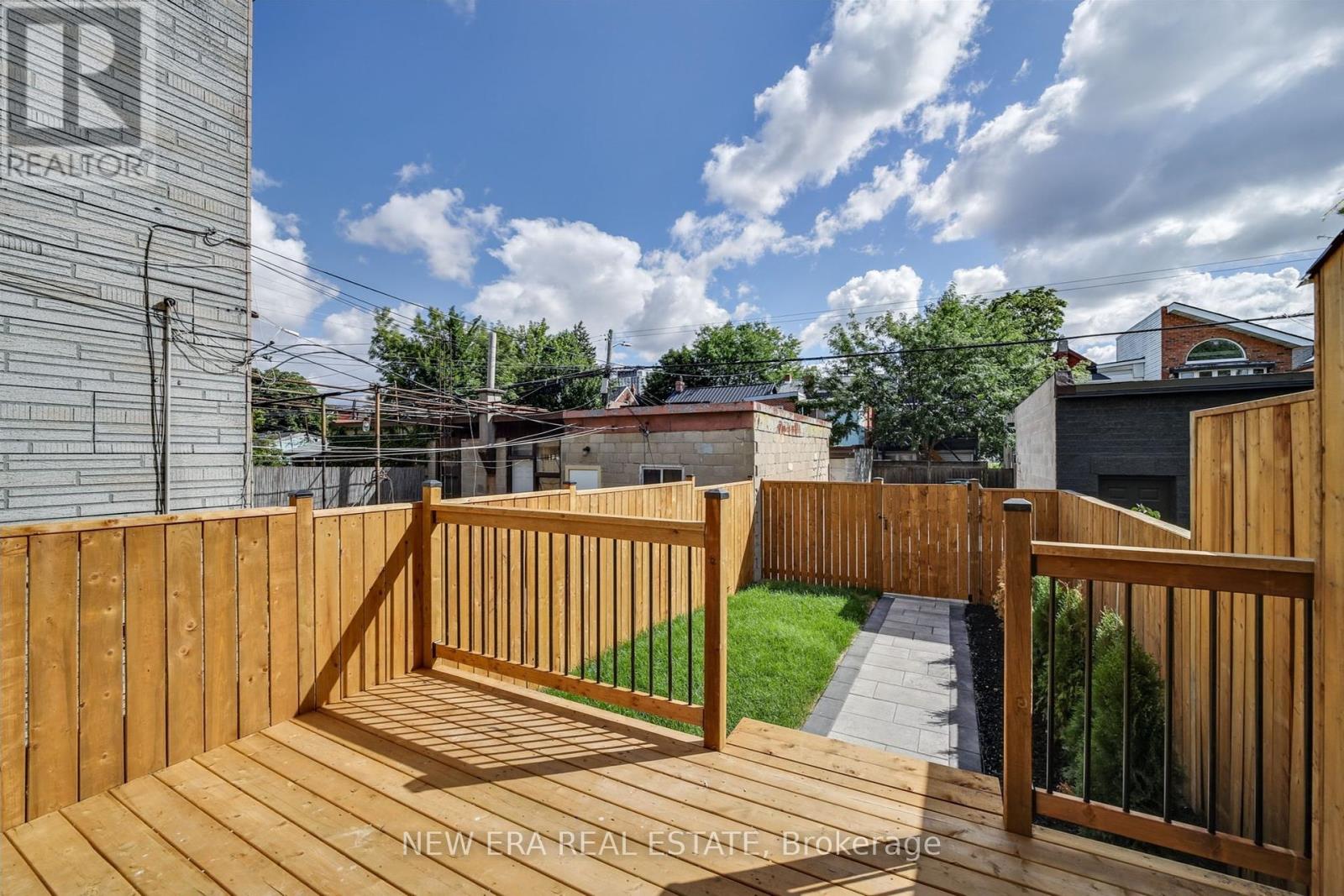 Photo 32 of 283 Clinton Street, Toronto ON