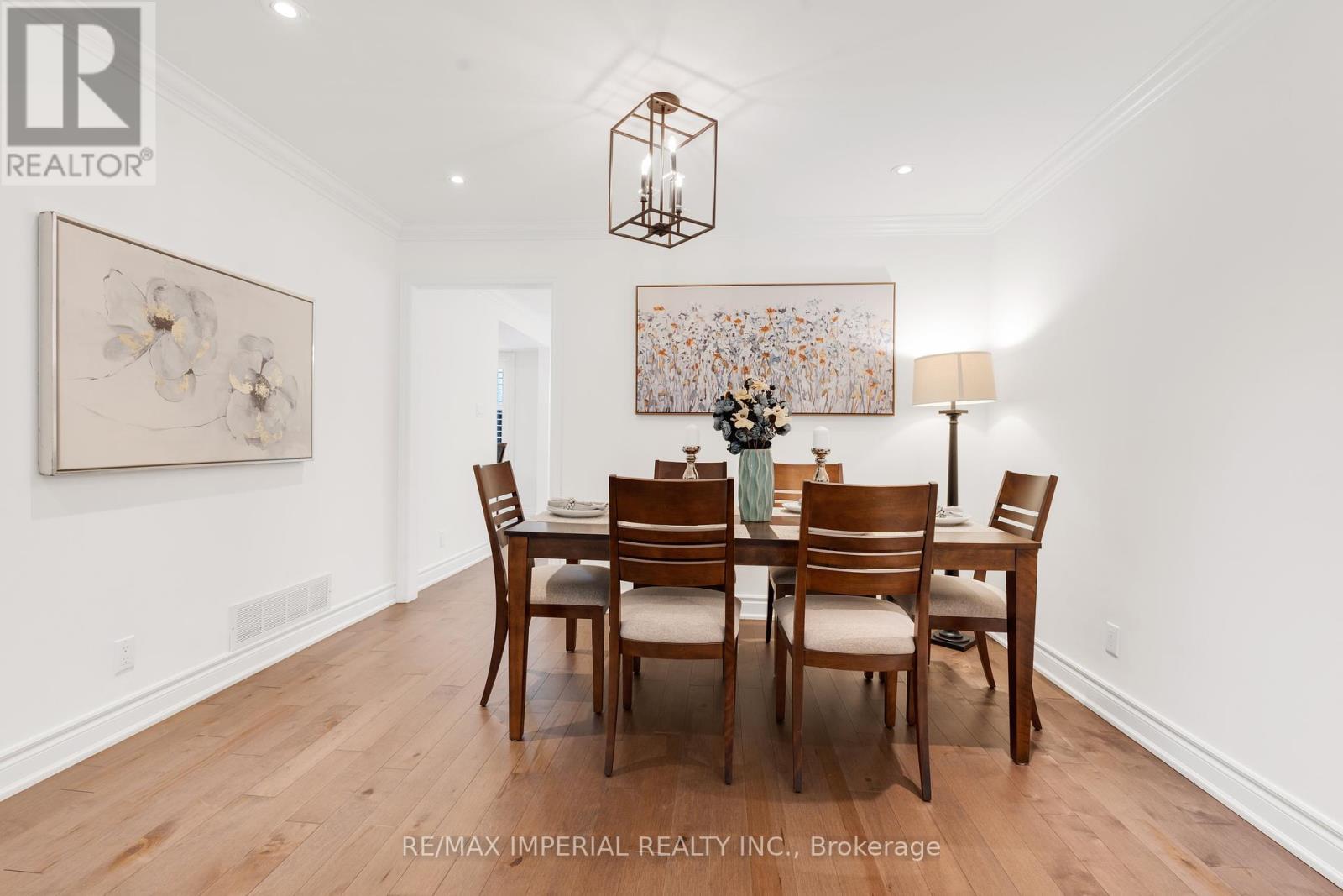Photo 18 of 263 Upper Highland Crescent, Toronto ON