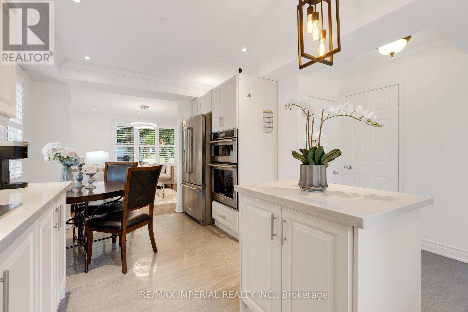 Photo 26 of 263 Upper Highland Crescent, Toronto ON