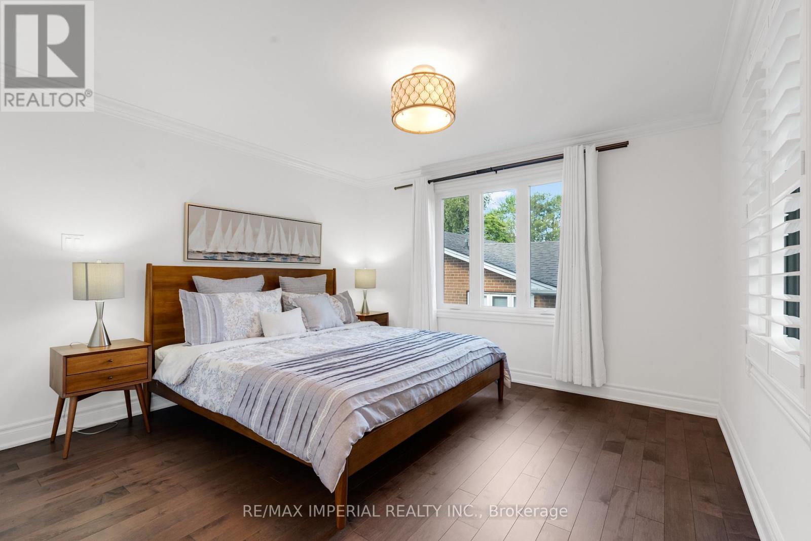 Photo 31 of 263 Upper Highland Crescent, Toronto ON
