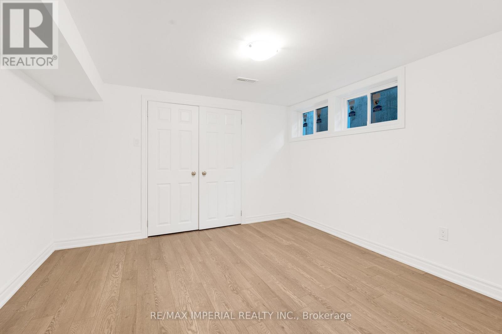 Photo 40 of 263 Upper Highland Crescent, Toronto ON