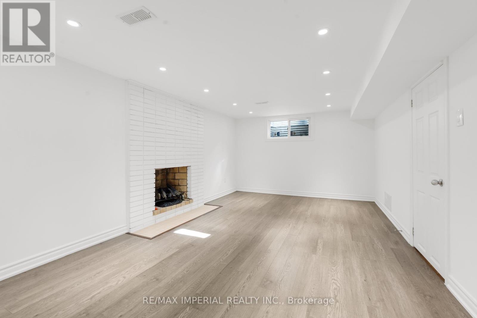 Photo 41 of 263 Upper Highland Crescent, Toronto ON