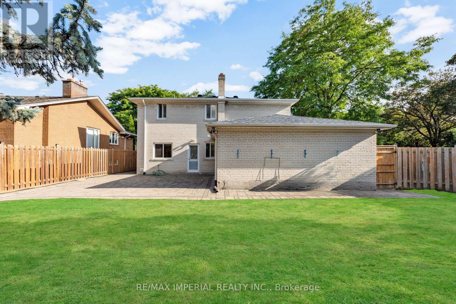 Photo 45 of 263 Upper Highland Crescent, Toronto ON