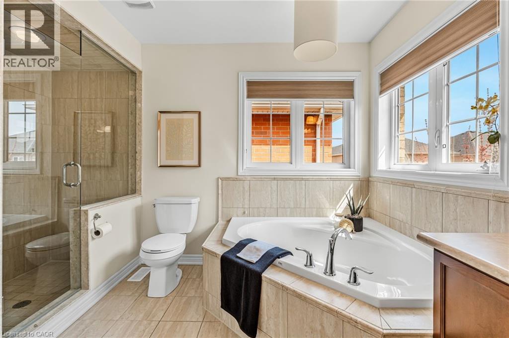 Photo 32 of 3308 Granite Gate, Burlington ON