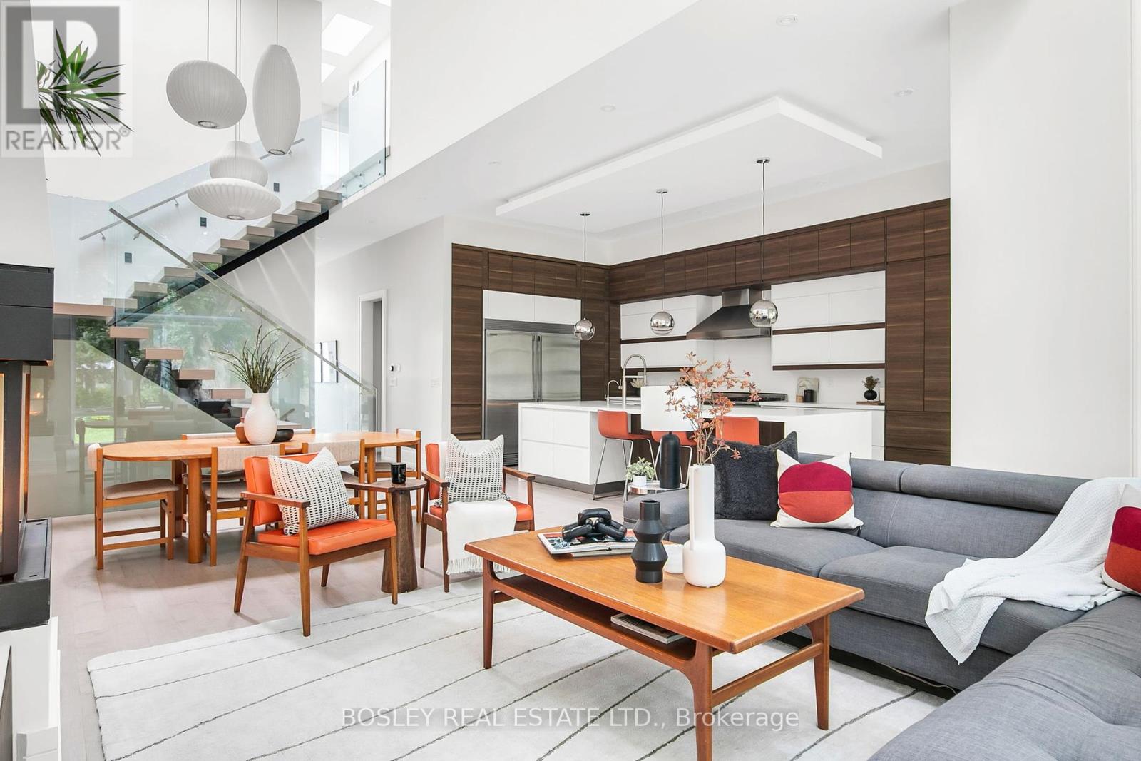 Photo 13 of 1144 Broadview Avenue, Toronto ON