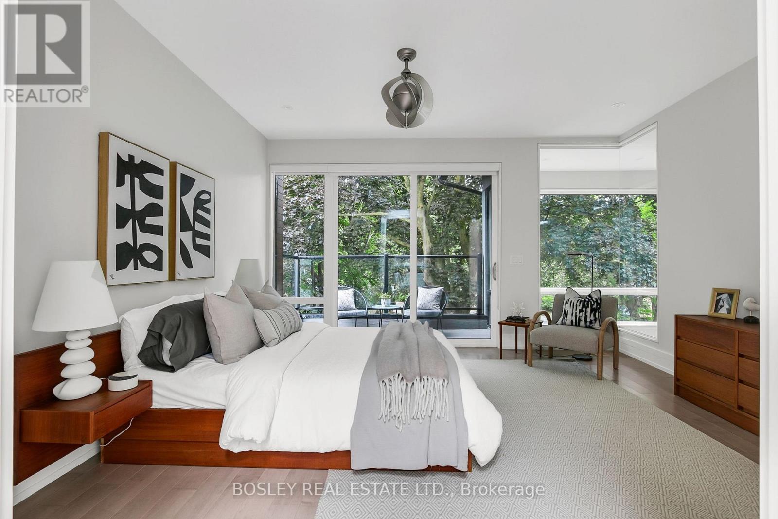 Photo 24 of 1144 Broadview Avenue, Toronto ON