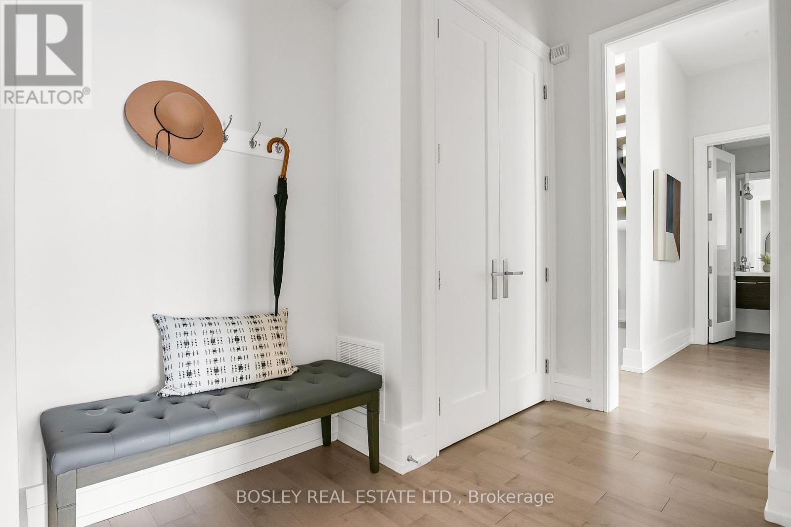 Photo 8 of 1144 Broadview Avenue, Toronto ON
