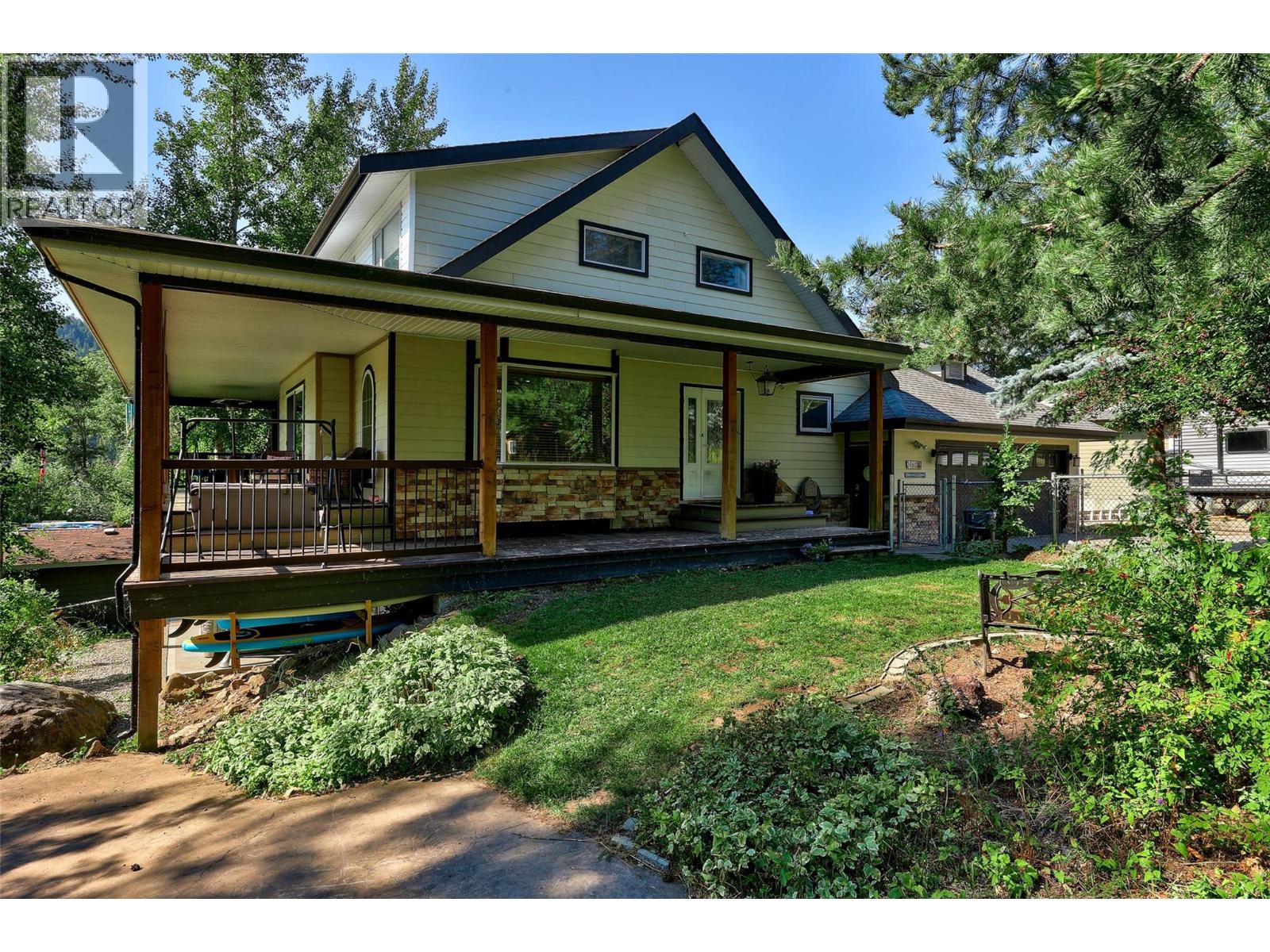 3060 MAQUINNA Road, Kamloops