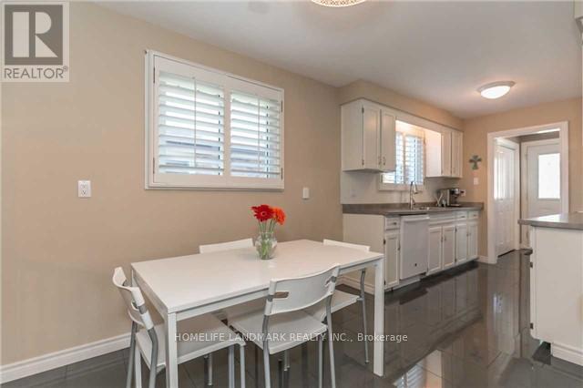 Photo 5 of Main 874 Sparrow Road, Newmarket ON