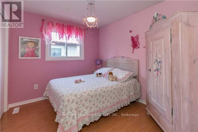 Photo 9 of Main 874 Sparrow Road, Newmarket ON