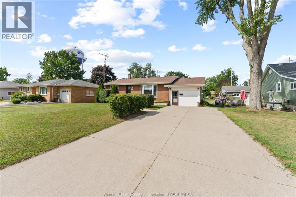 Photo 5 of 70 Pulford Street, Kingsville ON