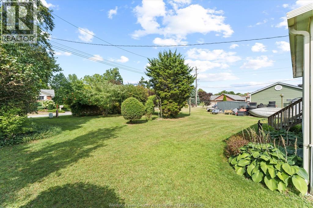 Photo 33 of 70 Pulford Street, Kingsville ON