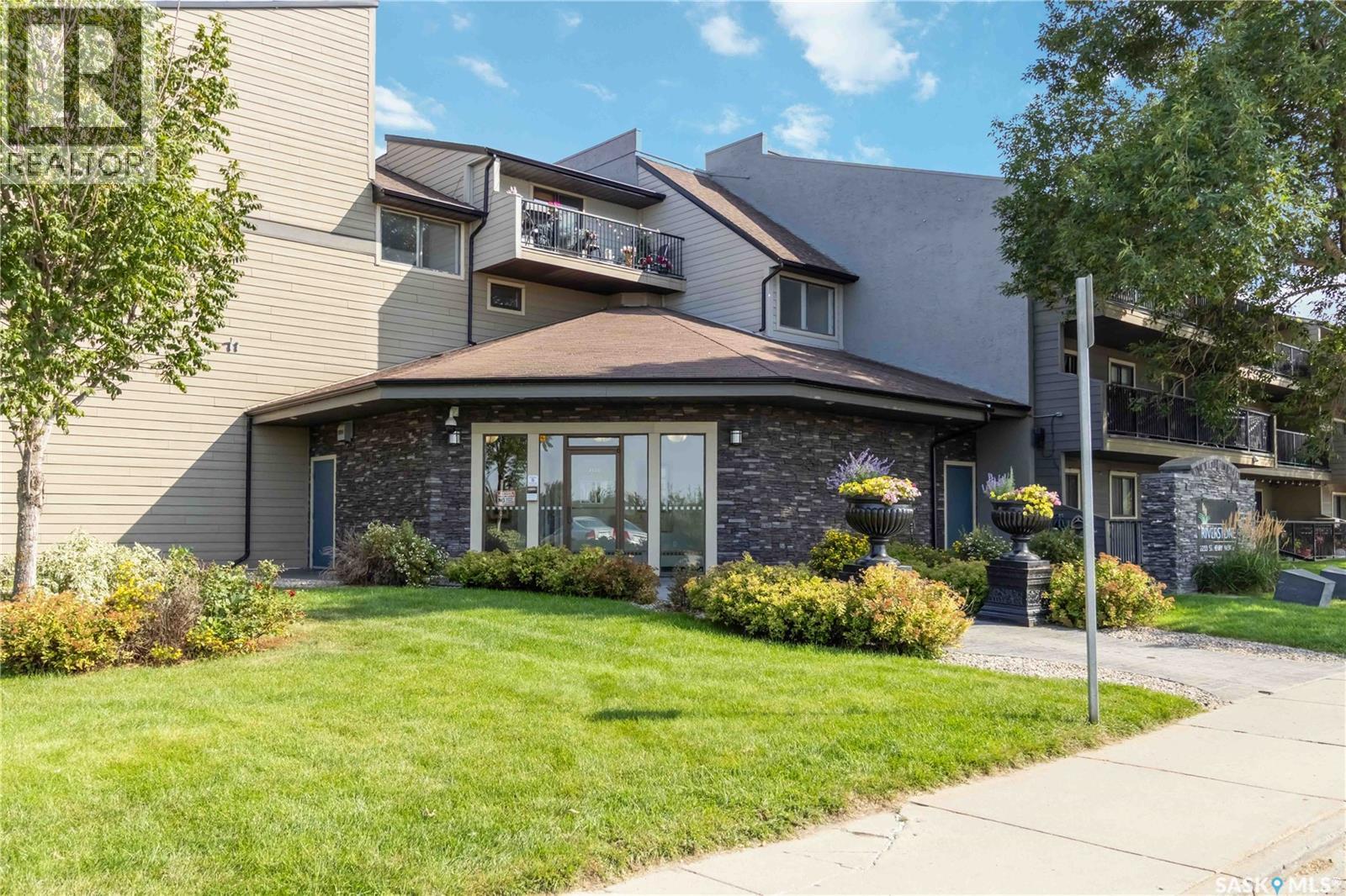 Photo 2 of 312 2233 St Henry Avenue, Saskatoon SK