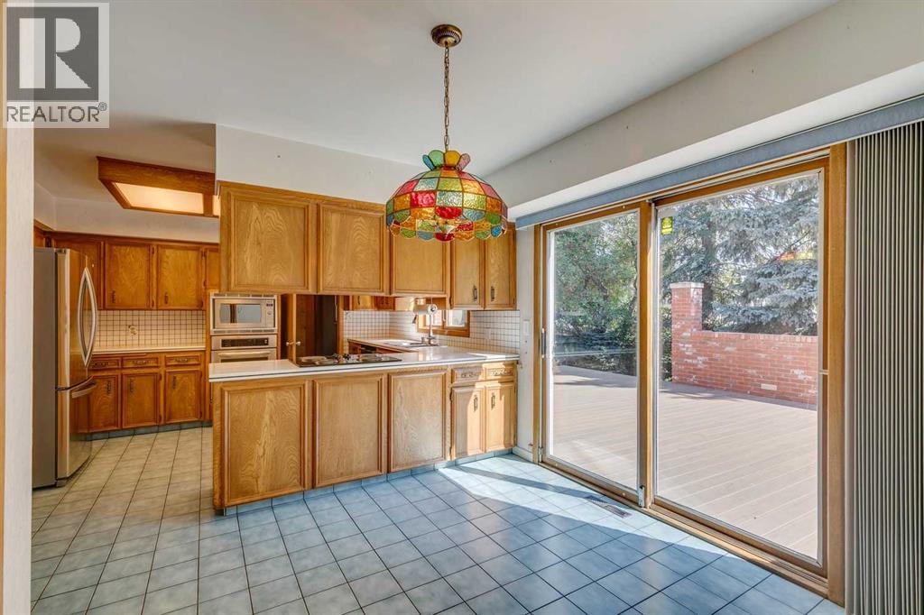 Photo 13 of 924 Kerfoot Crescent Sw, Calgary AB