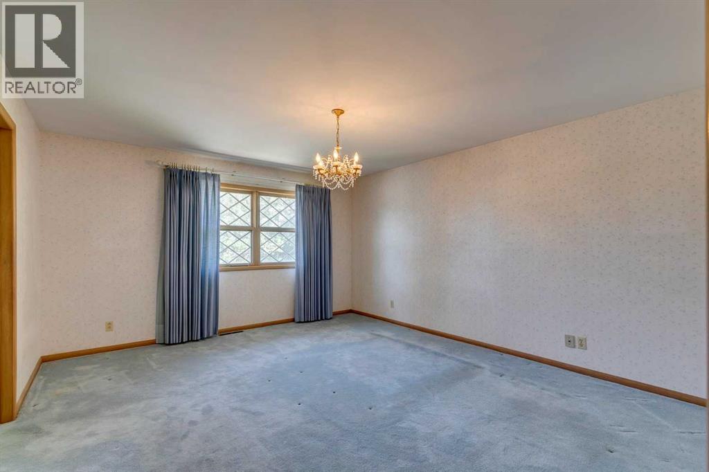 Photo 21 of 924 Kerfoot Crescent Sw, Calgary AB