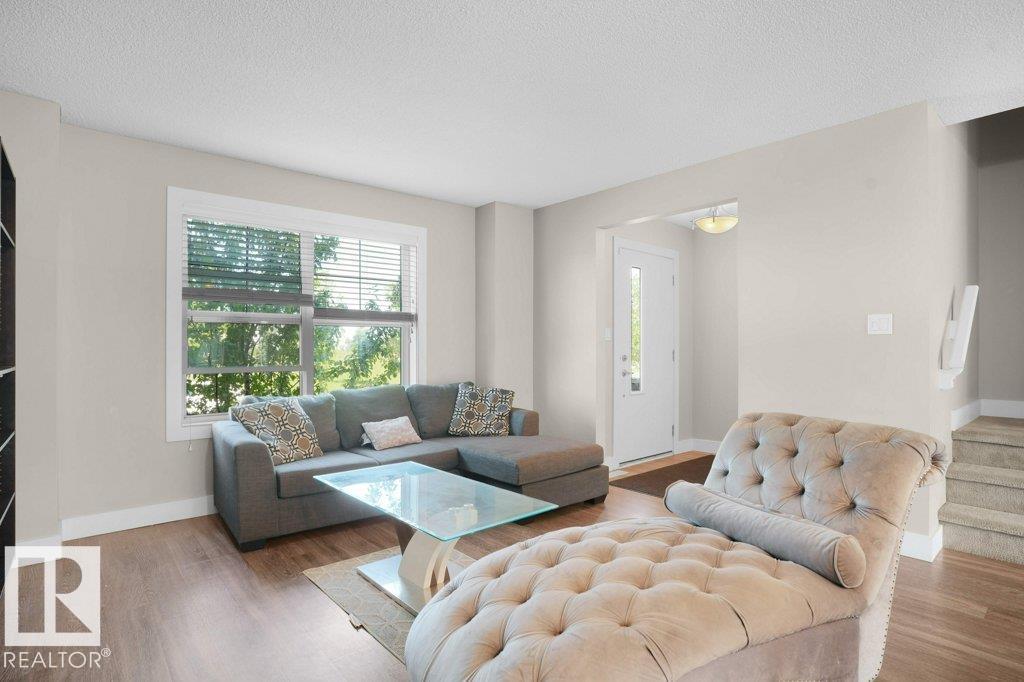 Photo 7 of 5217 Chappelle Rd Sw, Edmonton AB