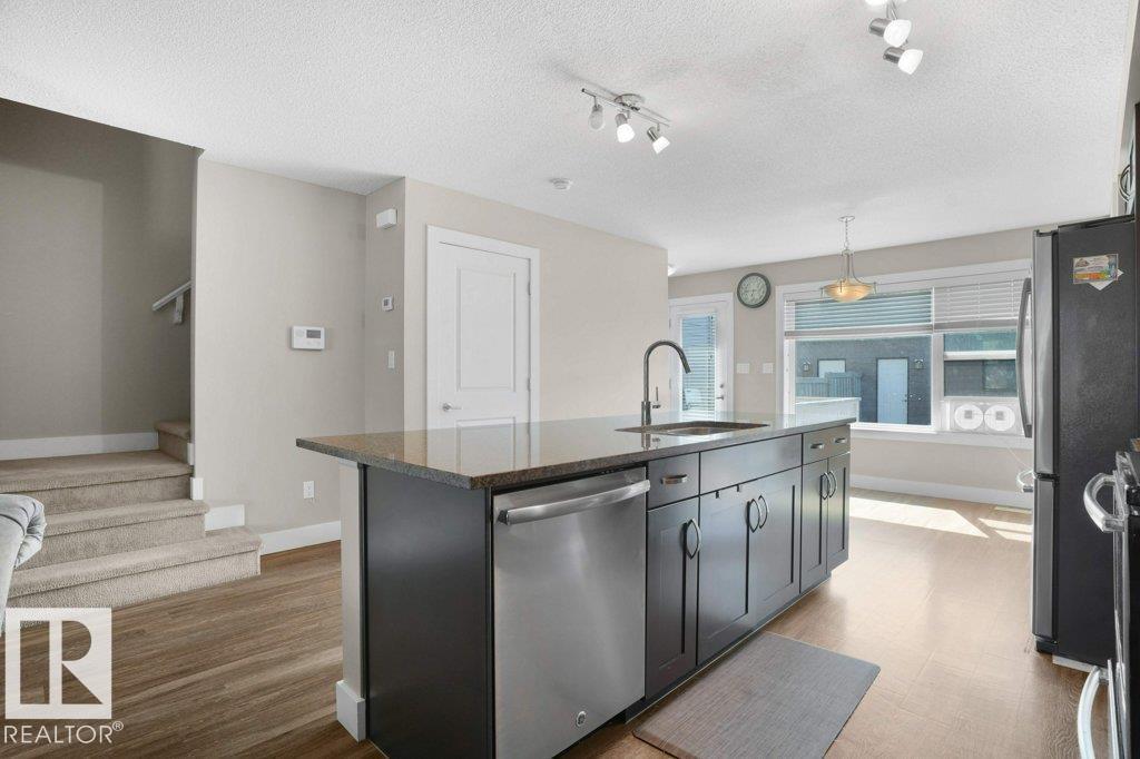 Photo 13 of 5217 Chappelle Rd Sw, Edmonton AB
