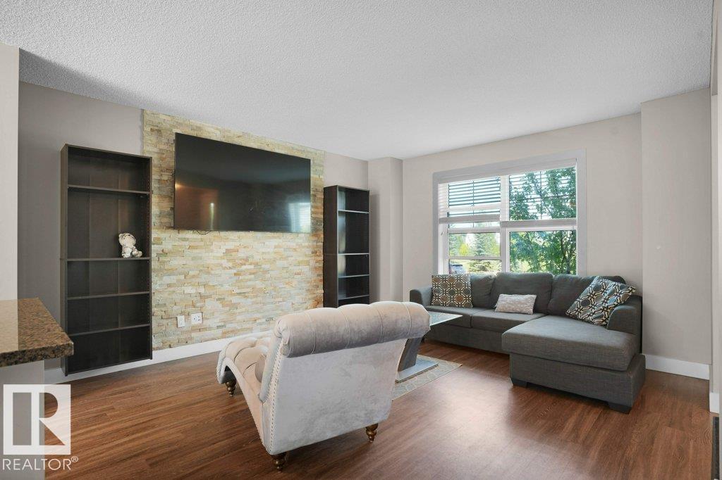 Photo 6 of 5217 Chappelle Rd Sw, Edmonton AB