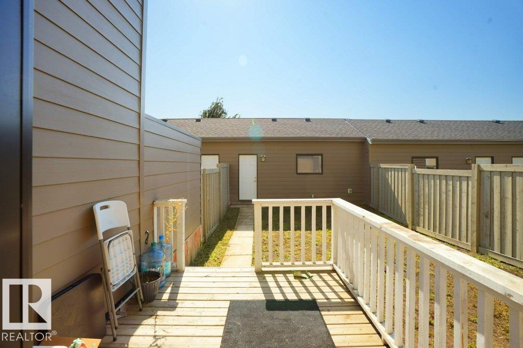Photo 18 of 5217 Chappelle Rd Sw, Edmonton AB