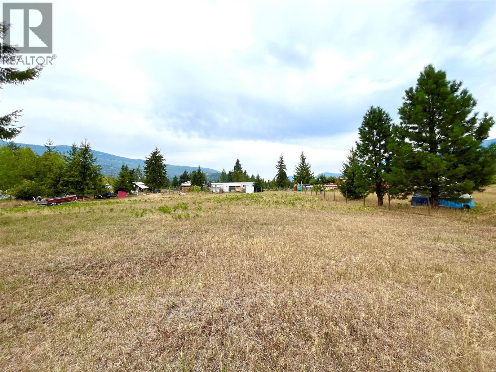 Photo 36 of 3754 Krestova Road, Crescent Valley BC