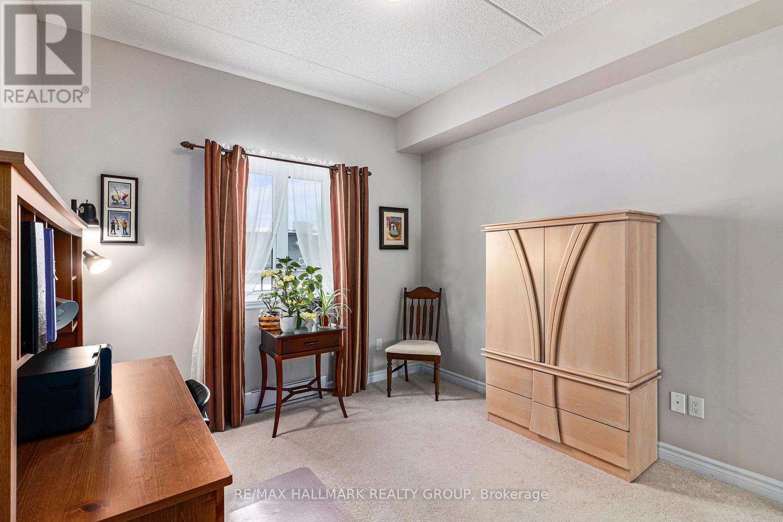 Photo 14 of 404 201 Eliot Drive, Clarencerockland ON