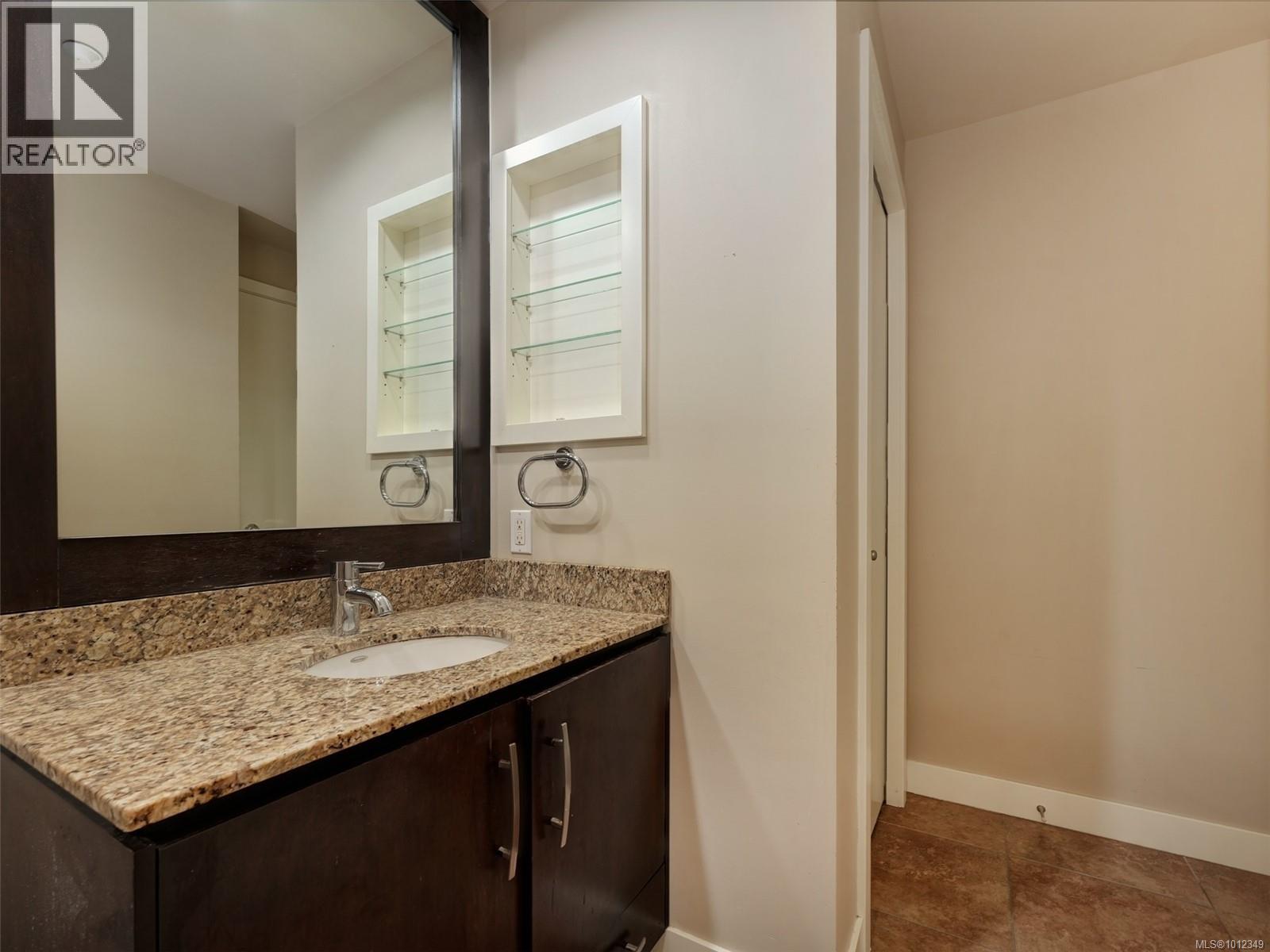 Photo 16 of 404 1375 Bear Mountain Pkwy, Langford BC