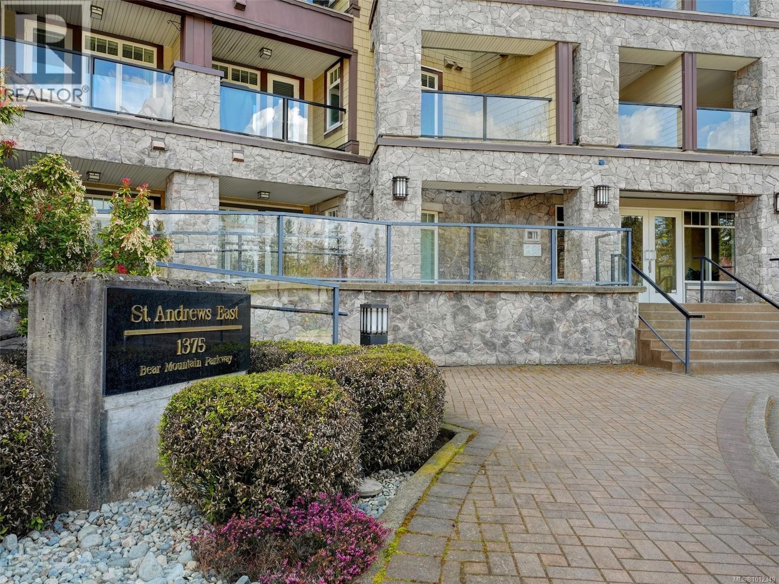 Photo 3 of 404 1375 Bear Mountain Pkwy, Langford BC