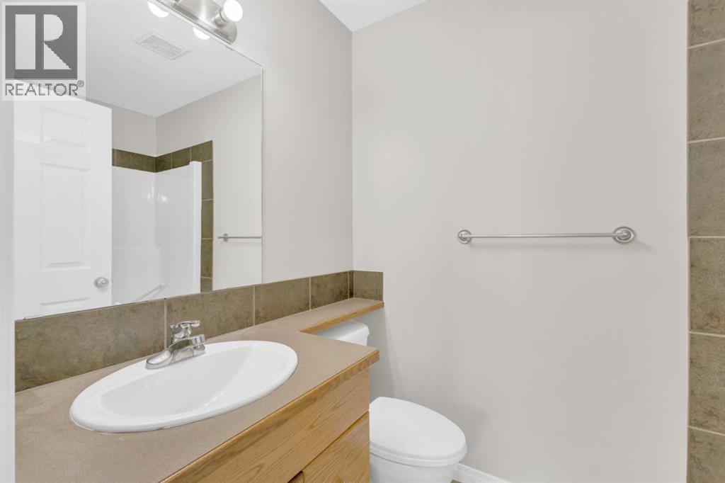 Photo 14 of 7 Firdale Close, Sylvan Lake AB