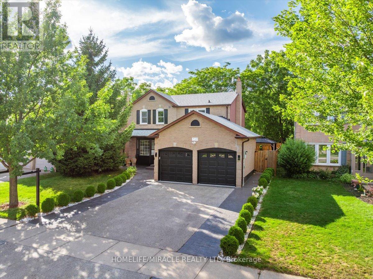 Photo 5 of 301 Odonoghue Avenue, Oakville ON