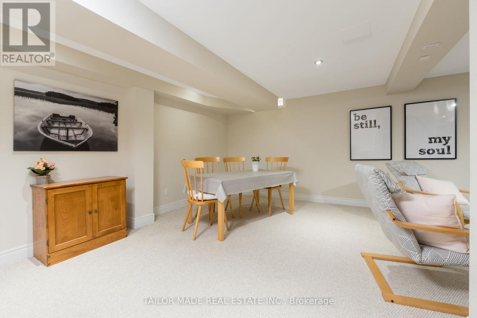 Photo 25 of 20 Lennox Court, Brampton ON