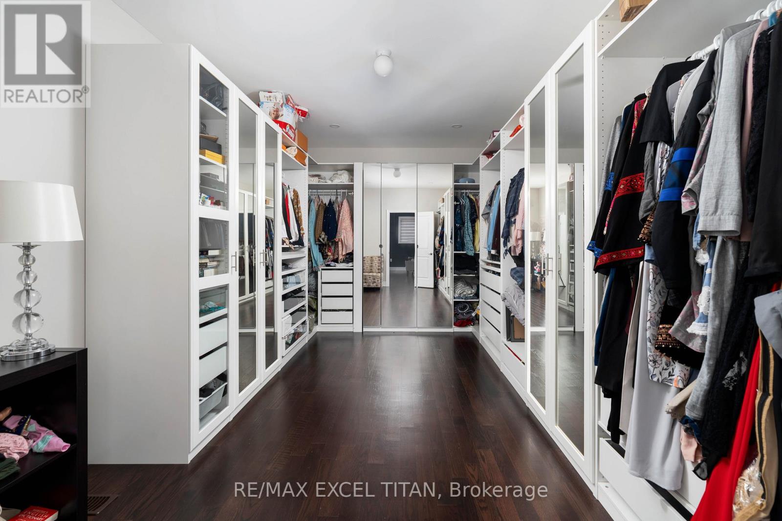 Photo 37 of 32 Longevity Road, Brampton ON