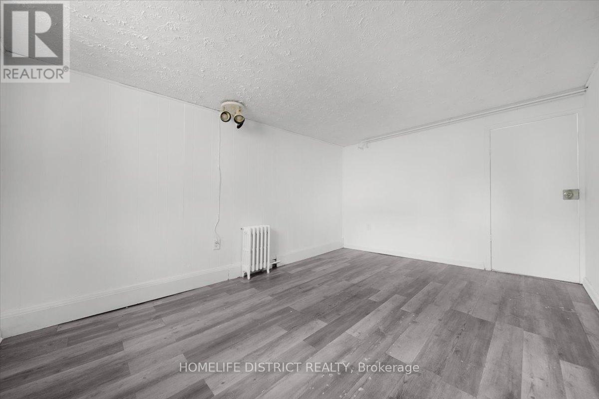 Photo 27 of 2055 Eglinton Avenue W, Toronto ON