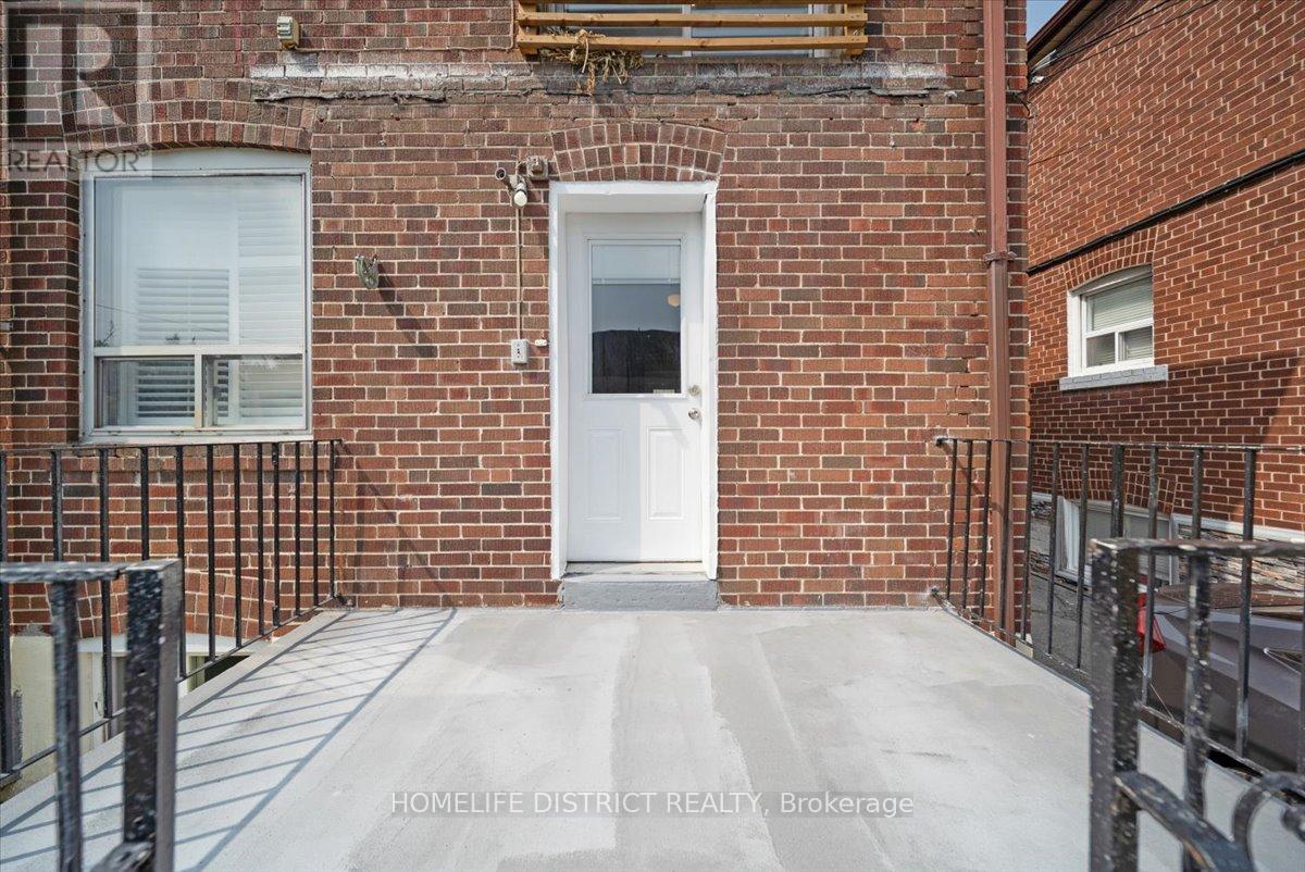 Photo 34 of 2055 Eglinton Avenue W, Toronto ON